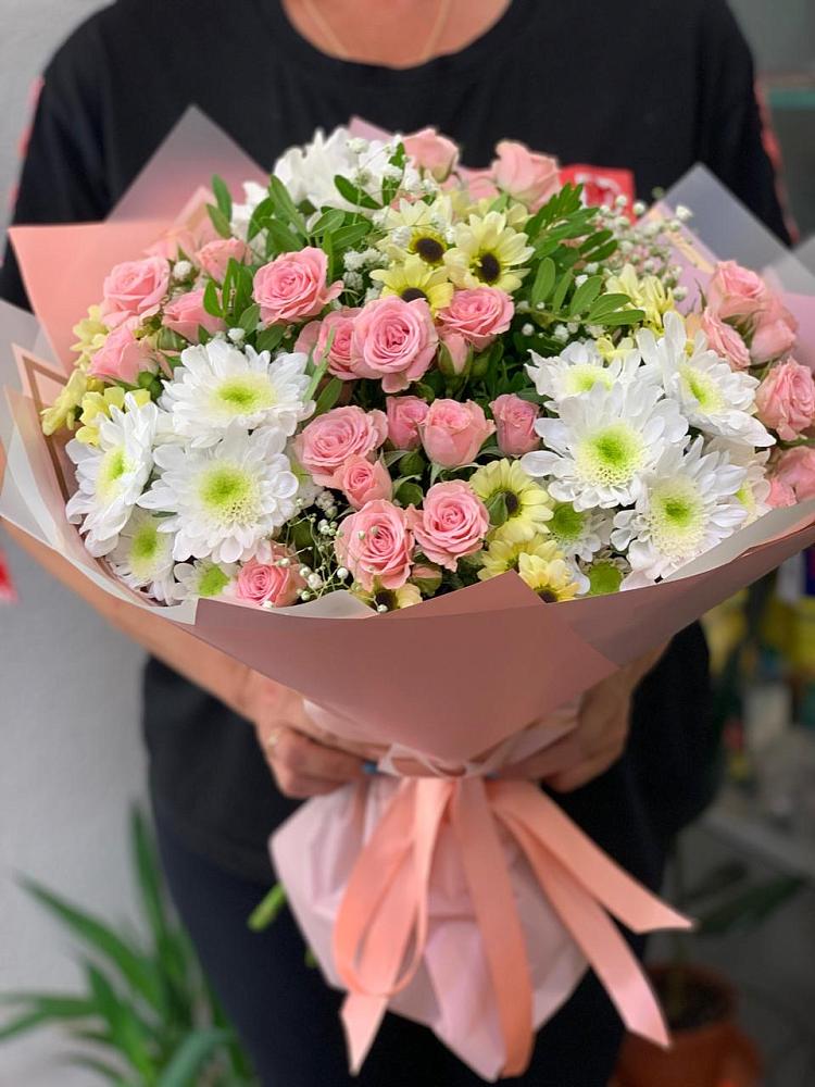 Букет цветов из: Розы и Хризантемы в Коркино