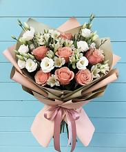 Букет цветов из:  Розы, Альстромерии и Лизиантусы в Коркино