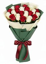 Букет Микс из красных и белых роз #REPLACE_PRED# Коркино