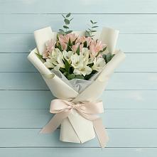 Букет цветов из:  Альстромерии в Коркино