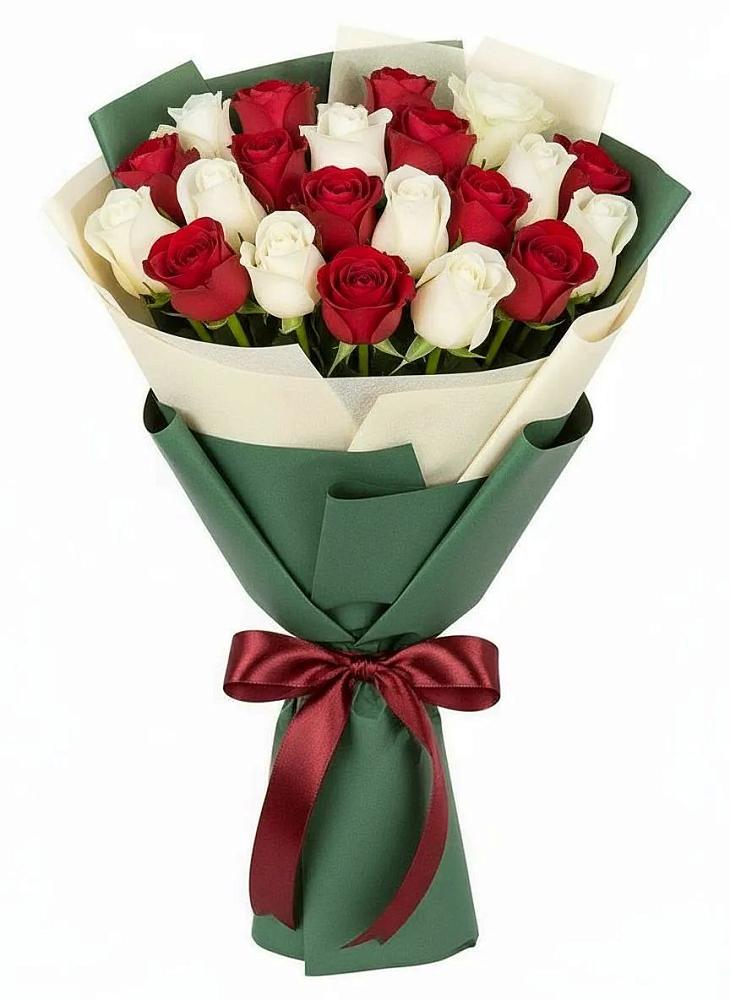 Букет Микс из красных и белых роз в Коркино