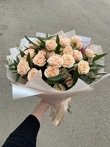 Букет Кремовые розы Латте в Коркино