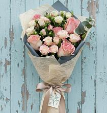 Букет цветов из:  Розы #REPLACE_PRED# Коркино