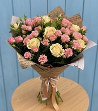 Букет цветов из:  Розы в Коркино